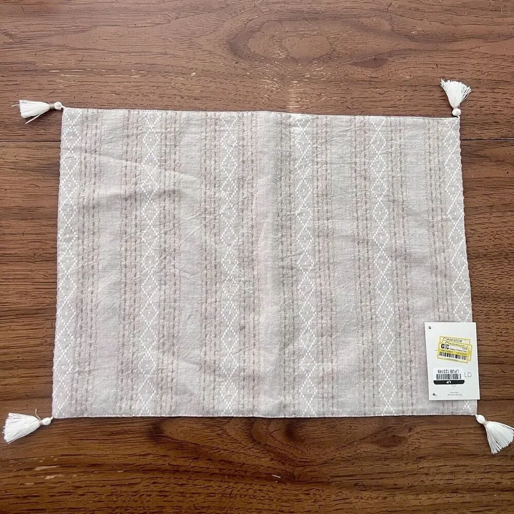 Threshold Target Placemats Beige Cotton Linen Geometric Tassels 14x19 (set of 4)